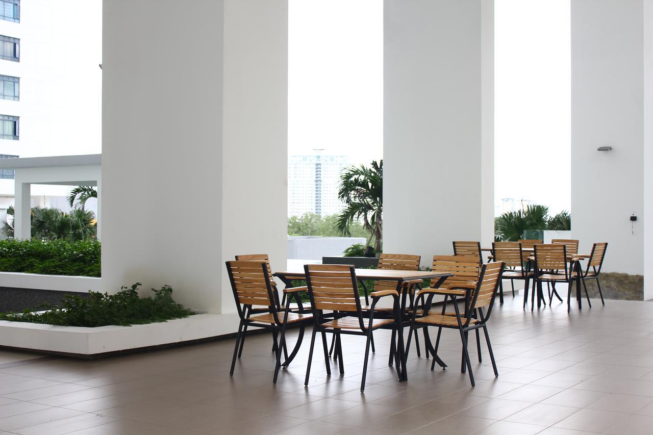 Pinnacle Tower Apartment Stay By Feel Suites Johor Bahru Zewnętrze zdjęcie